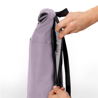 Ucon Acrobatics Lotus Hajo Mini Backpack Lavender zijkant rits