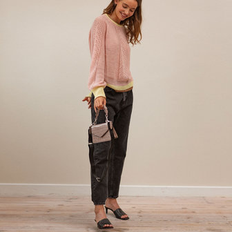 Becksondergaard Solid Kelliy Bag Grey model vrouw handtas
