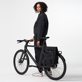 Pinqponq Pendik TB Solid Black model vrouw fiets