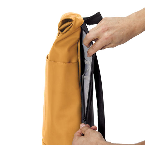 Ucon Acrobatics Lotus Hajo Backpack Honey Mustard Details