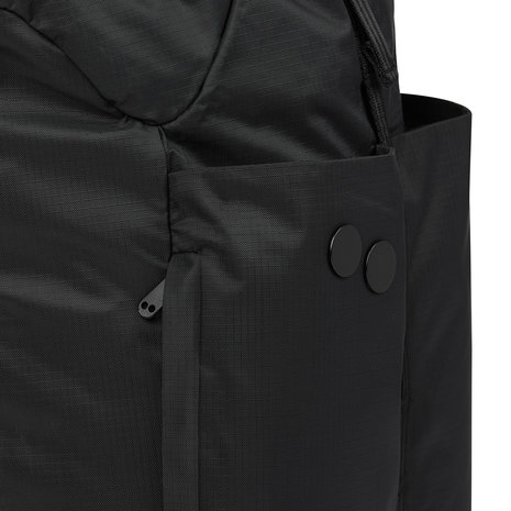 Pinqponq Dukek Backpack Pure Black details