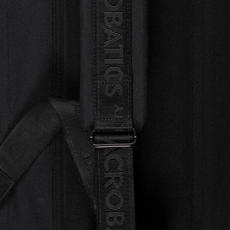 Ucon Acrobatics Phantom Jasper Medium Backpack Black schouderriem