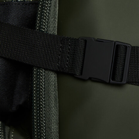 Rains Trail Cargo Backpack Green details