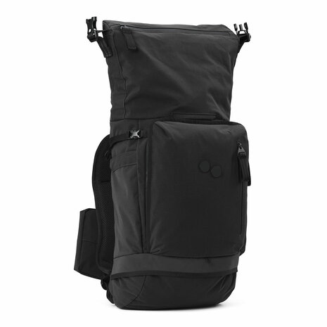 Pinqponq Komut Medium Backpack Solid Black sluiting open