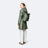 Rains Roll Top Mini Backpack Shiny Olive model vrouw
